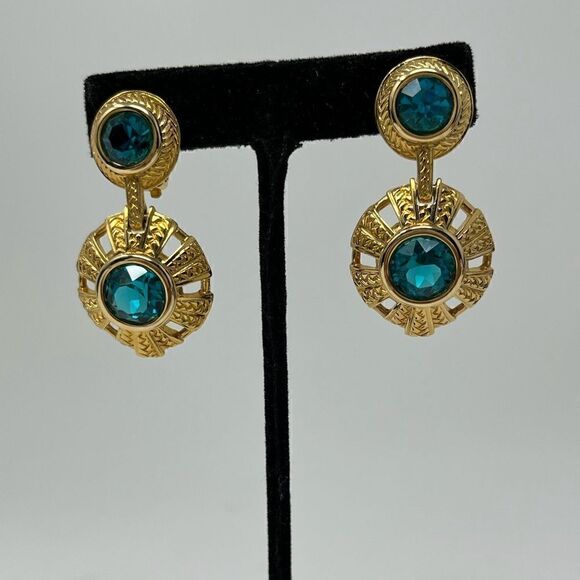 NWOT Swarovski aquamarine vintage clip on earrings - Picture 9 of 9